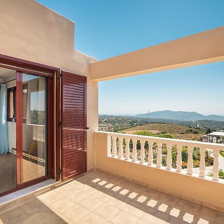 Sky Hills Villa Pszínthosz Kültér fotó